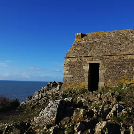 Дом отдыха Superbe Maison En Baie Du Mont St Michel Vains
